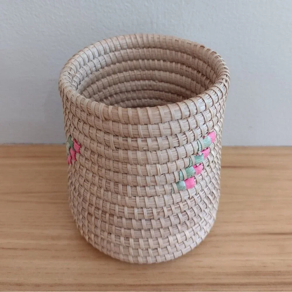 Vintage Handmade Coiled Woven Pine Needle Basket 4
